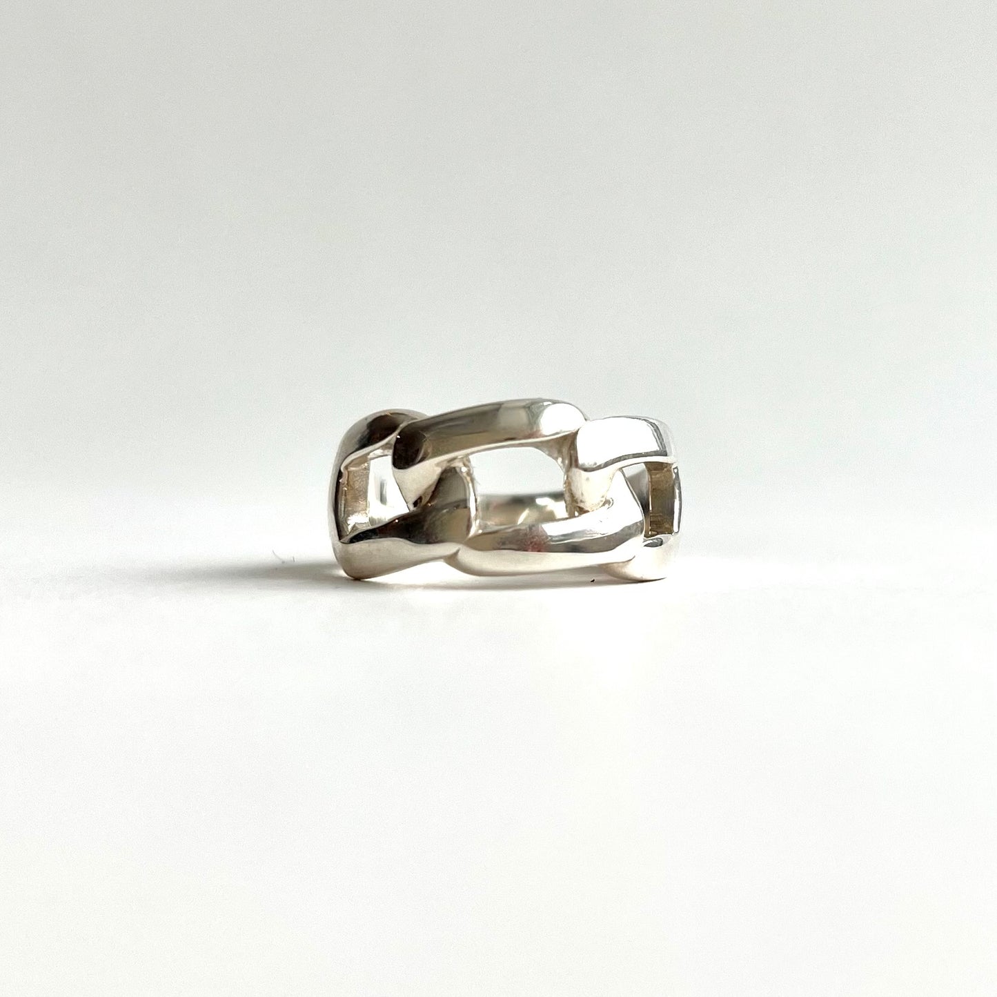 Bordillo Silver Ring