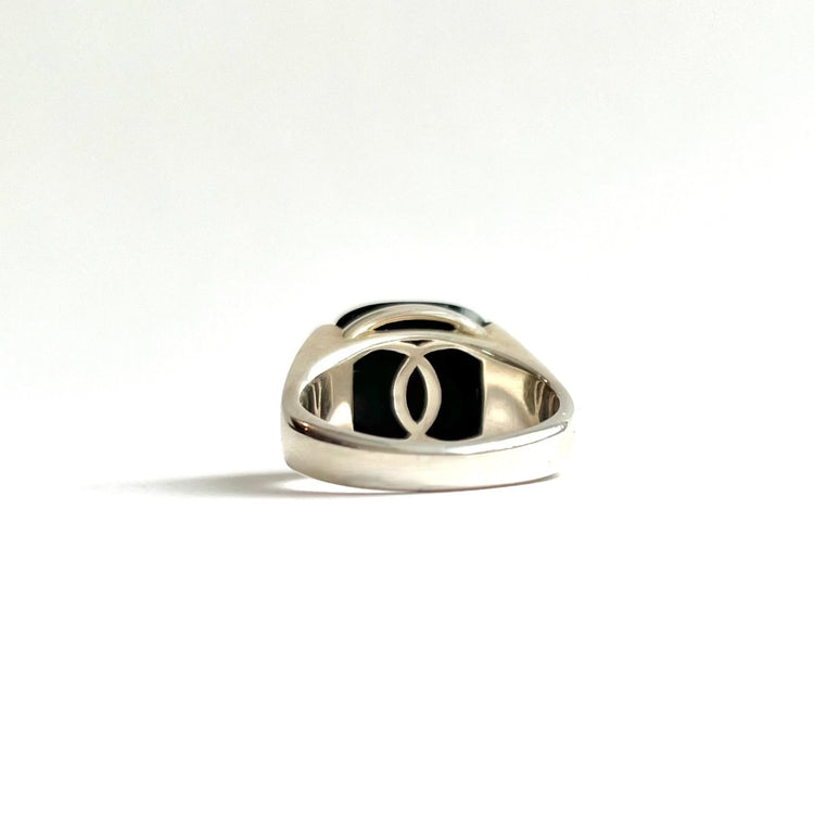 Inside view of Milan Ring in Black Onyx by Hannah Daye jewelry original design