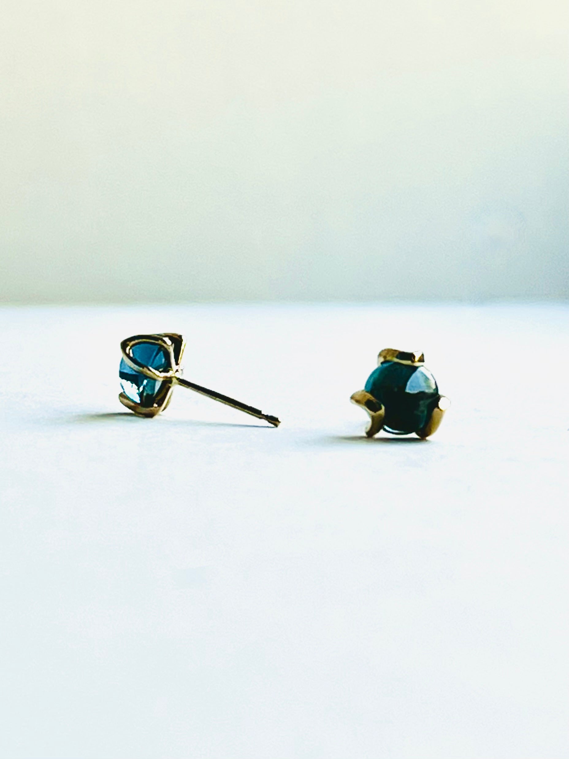 Fiore Max Stud Earrings 14k Gold - London Blue Topaz - Hannah Daye & Company