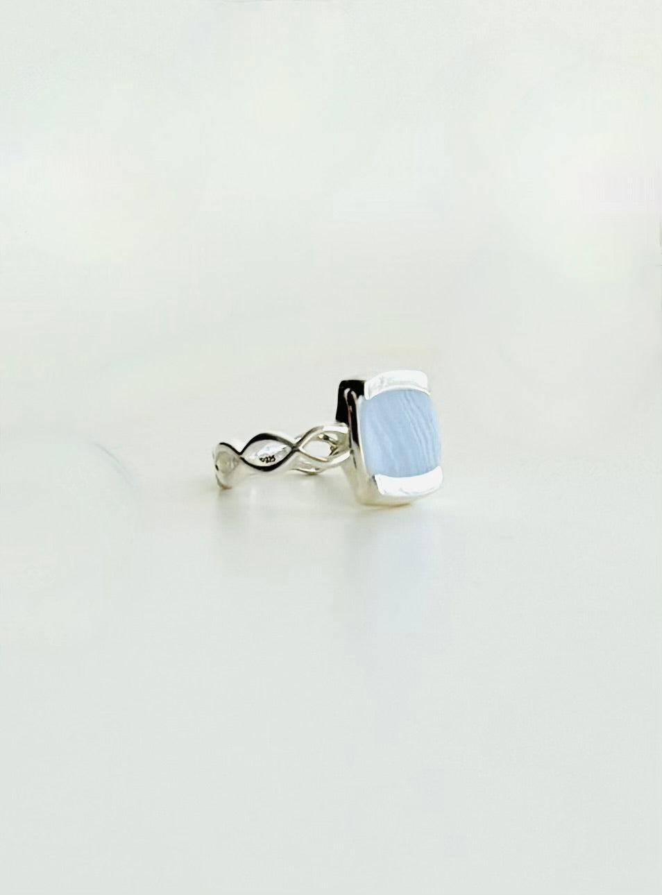 side view of Milanese Ring sterling silver and agate by Hannah Daye jewelry original design hand crafted