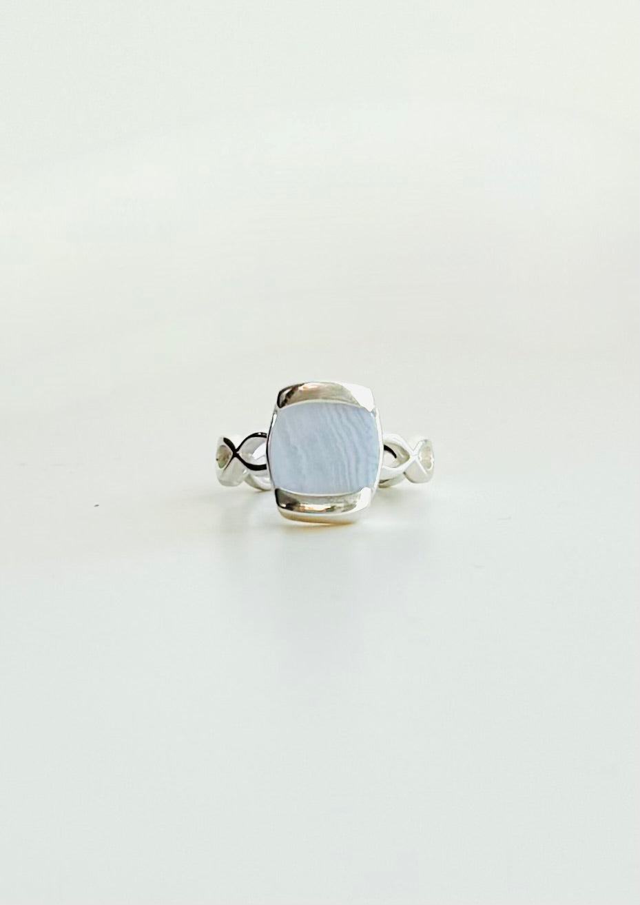 Miilanese Ring by Hannah Daye jewelry sterling silver agate