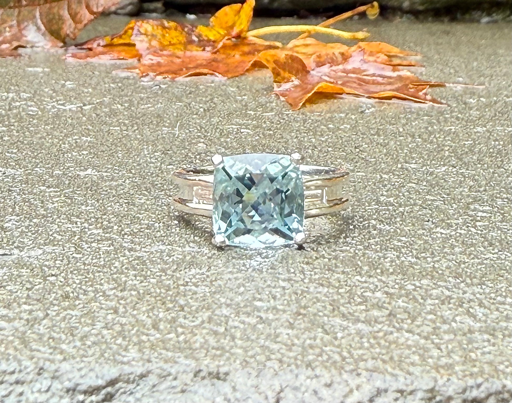 sterling silver aquamarine ring byHannah Daye jewels