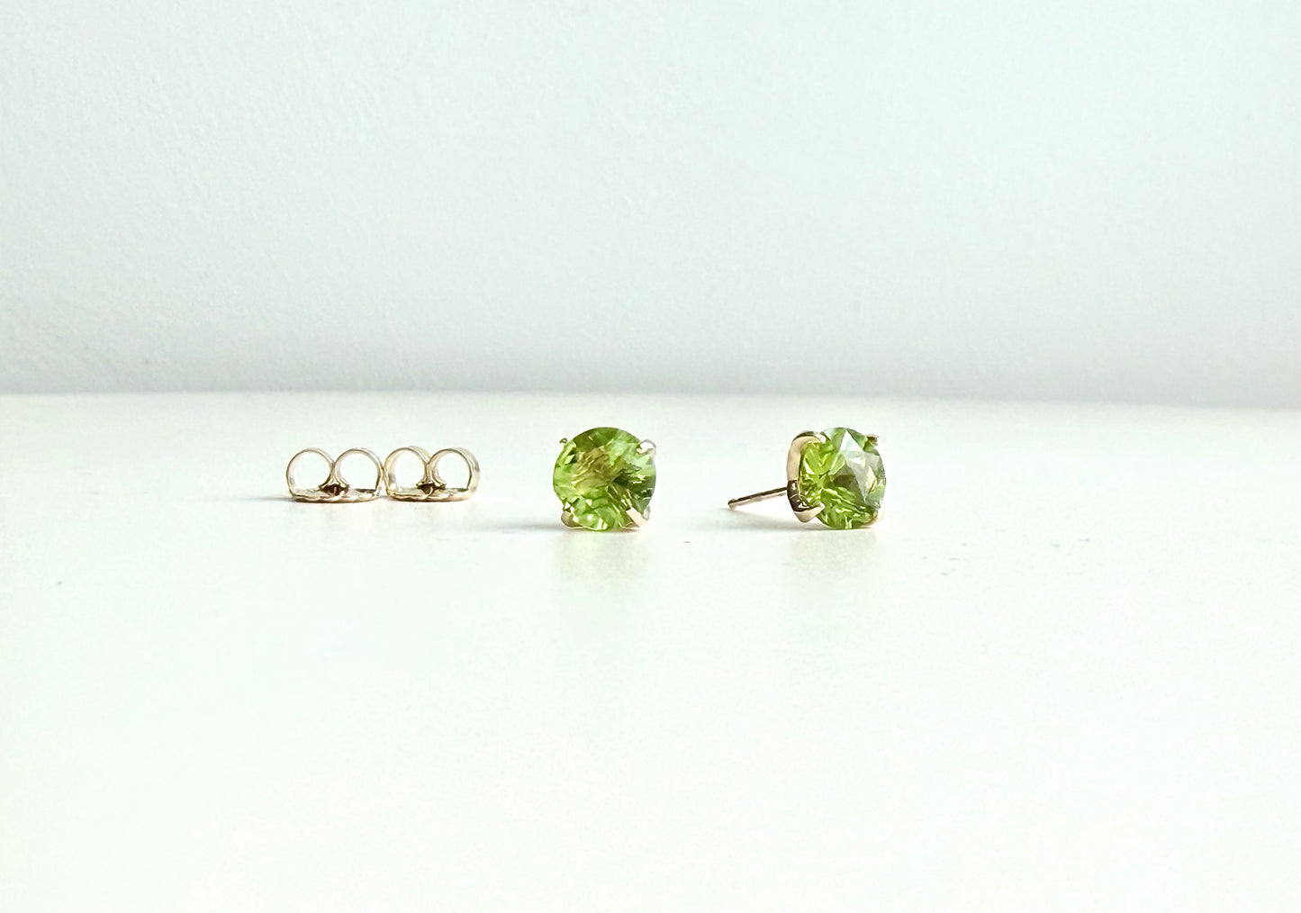 Peridot 14k yellow gold Earrings