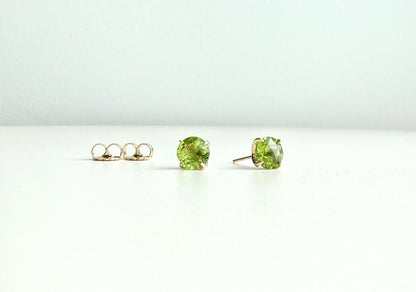 Peridot 14k yellow gold Earrings