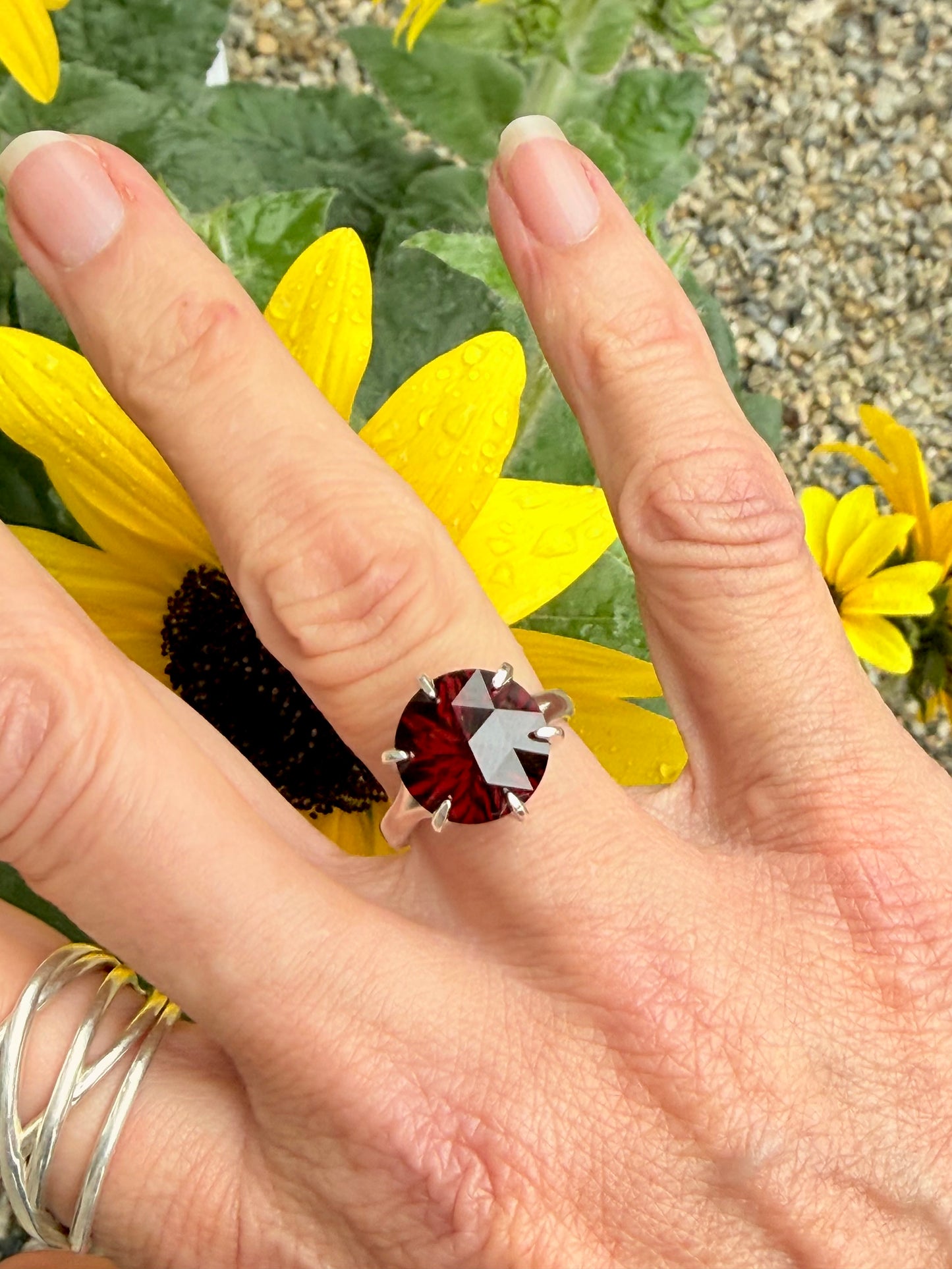 Brillante Cocktail Ring - Garnet - sterling silver - Hannah Daye & Co