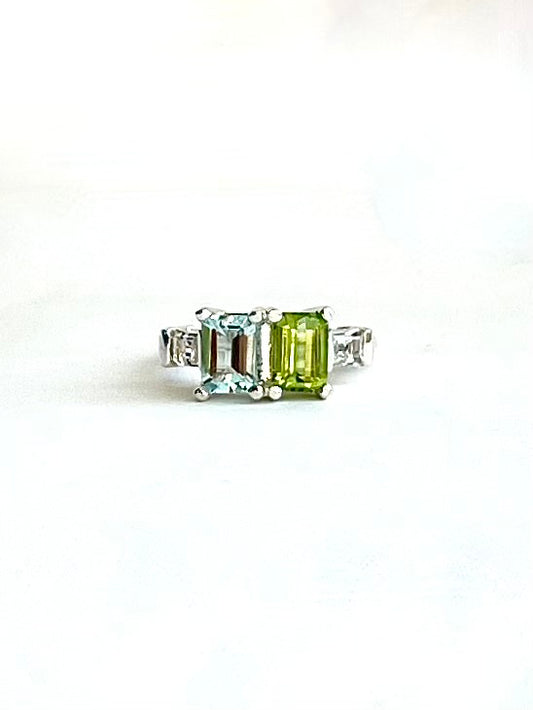 Hannah Daye fine jewels Aquamarine and Peridot Lexington Ring