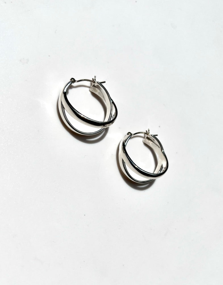 Milan Piccolo Hoops - Hannah Daye & Company