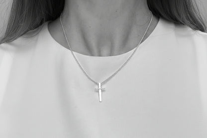 14k yellow gold Piccolo Cross - Hannah Daye & Company
