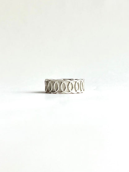 Oslo Band Ring - Hannah Daye & Company