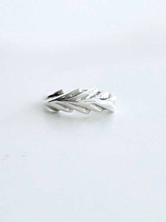Palm Leaf Ring - Hannah Daye & Company