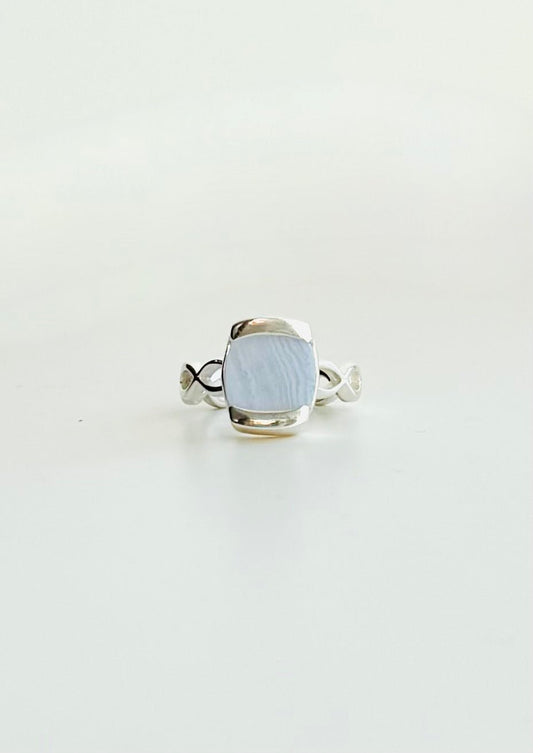 Milanese Ring - Lavender Agate - Hannah Daye & Company