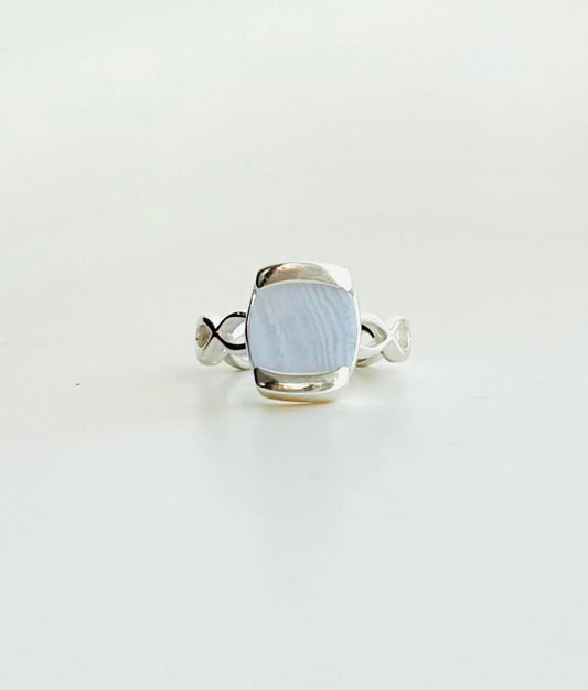 Milanese Ring - Lavender Agate - Hannah Daye & Company
