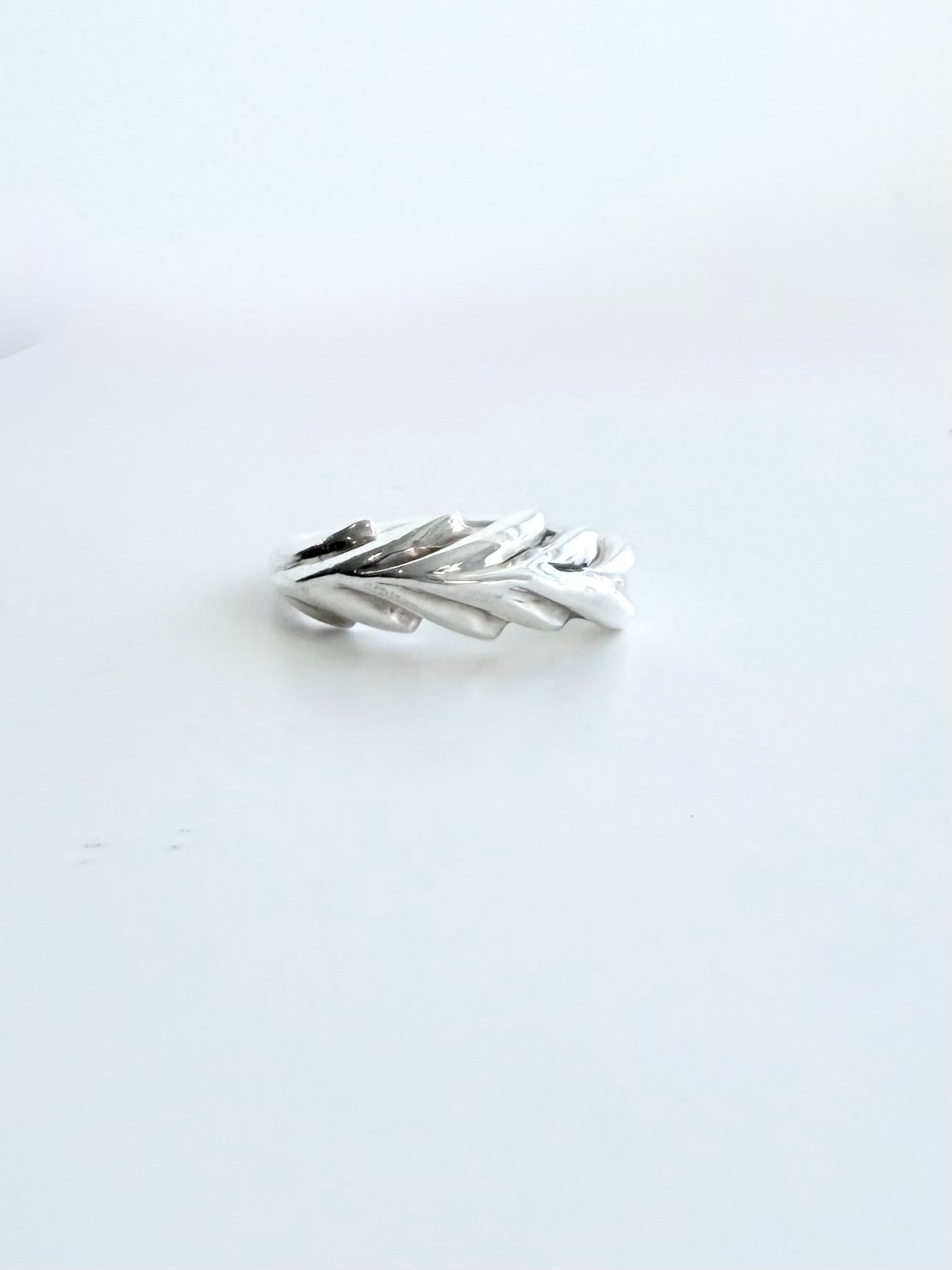 Palm Leaf Ring - Hannah Daye & Company