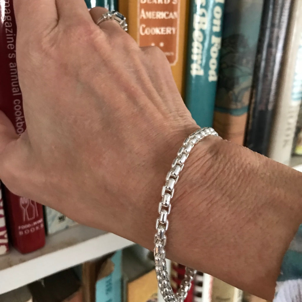 Venetian Bracelet on woman's wrist by Hannah Daye & Co