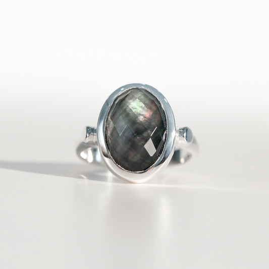 Sabine Ring Black Mother of Pearl in sterling silver Hannah Daye & Co