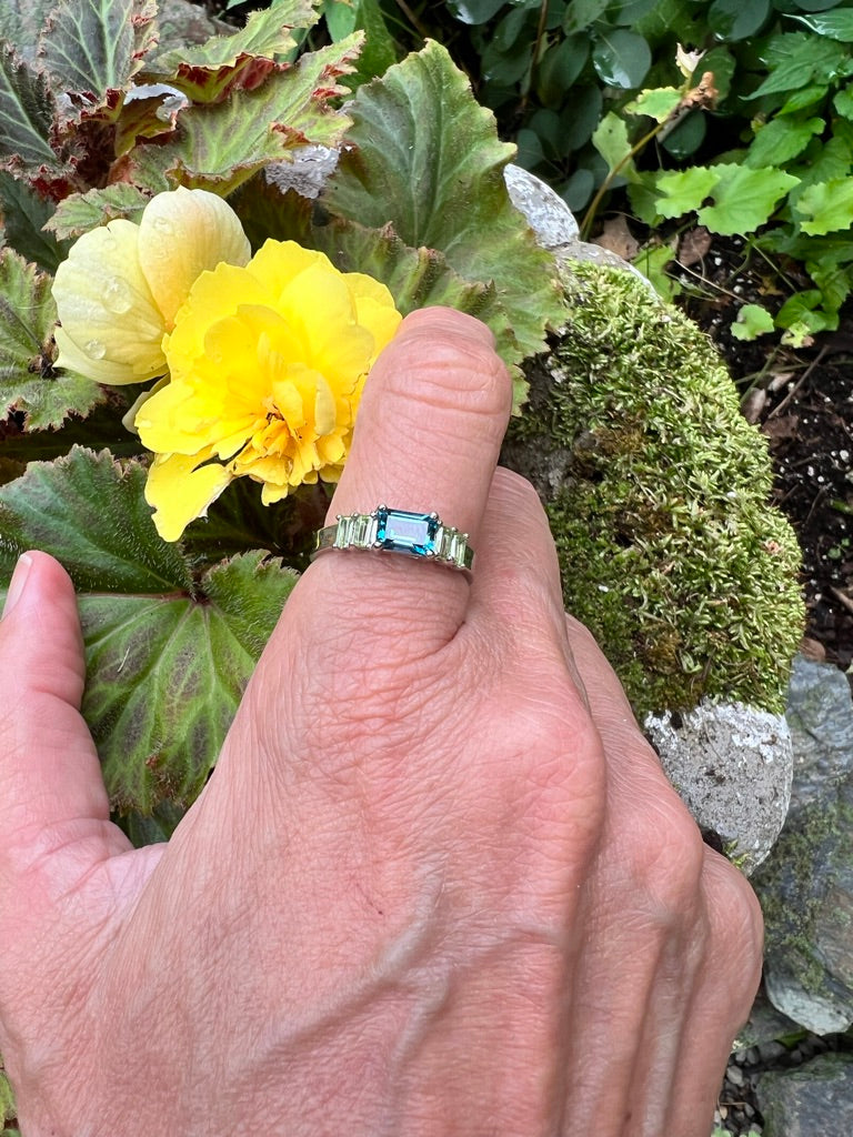 London Blue Topaz + Peridot sterling silver ring - Lexi Collection - Hannah Daye & Company