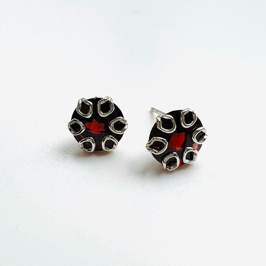 Mozambique Garnet sterling silver earrings - Poppy Collection - Hannah Daye & Company