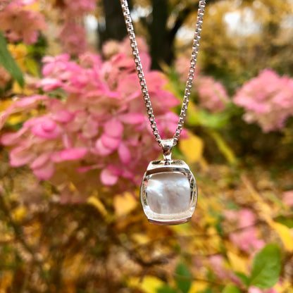 Milan pendant in White Mother of Pearl Doublet Hannah Daye & Co